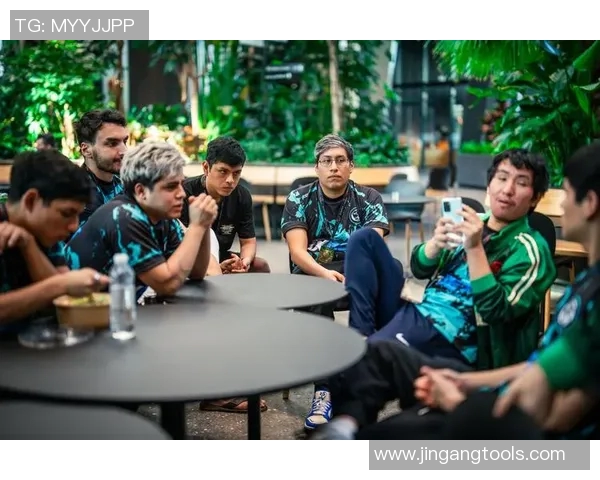 DOTA2战术深度解析：TES战队的策略与执行全景剖析